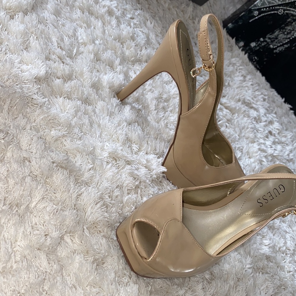 Heels - Picture 2 of 2